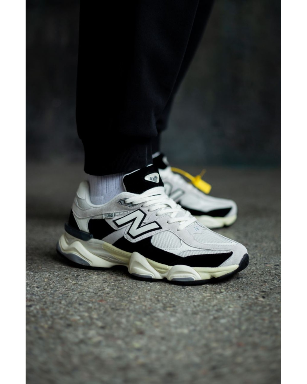 New Balance 9060 White/Black