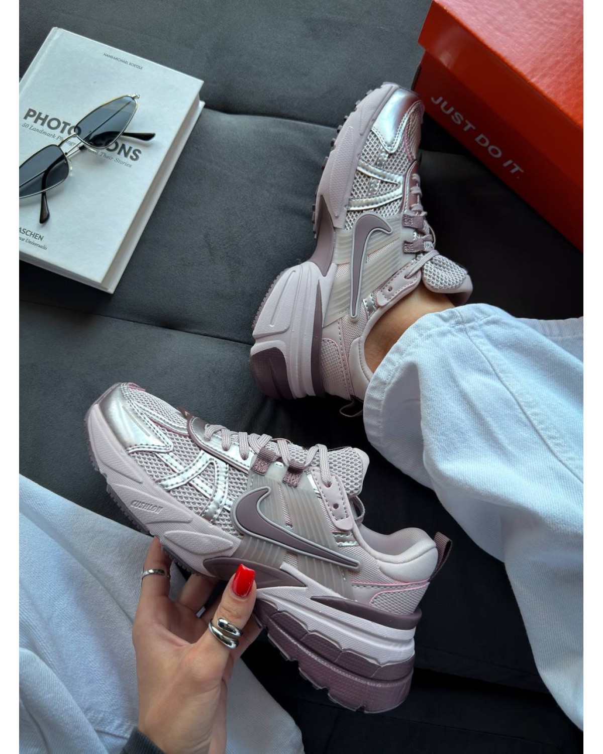Nike V2K Run Platinum Grey
