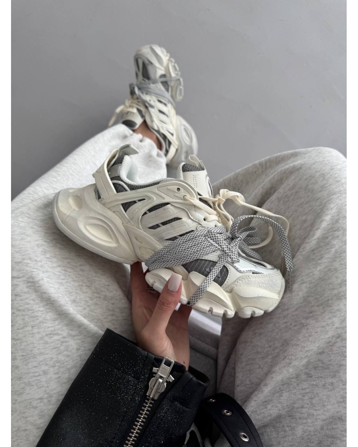 Adidas XLG Runner Dirty White / Silver