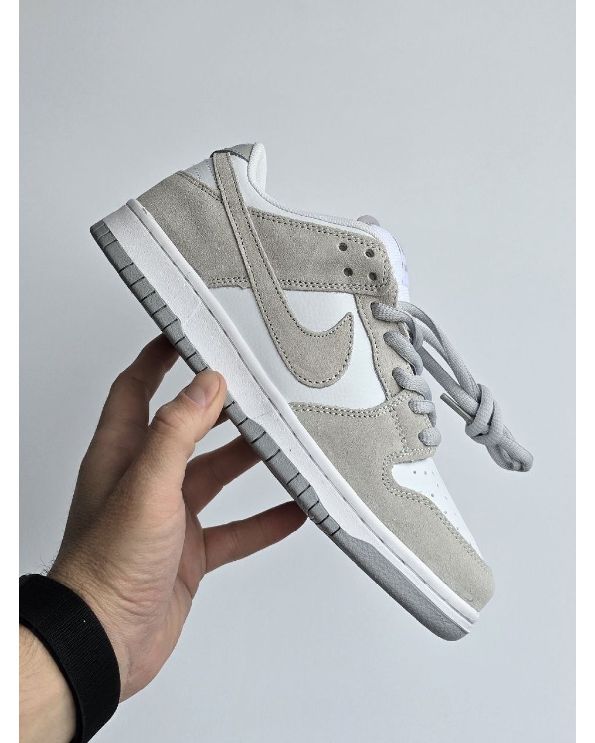 Nike SB Dunk Low Light Grey / White
