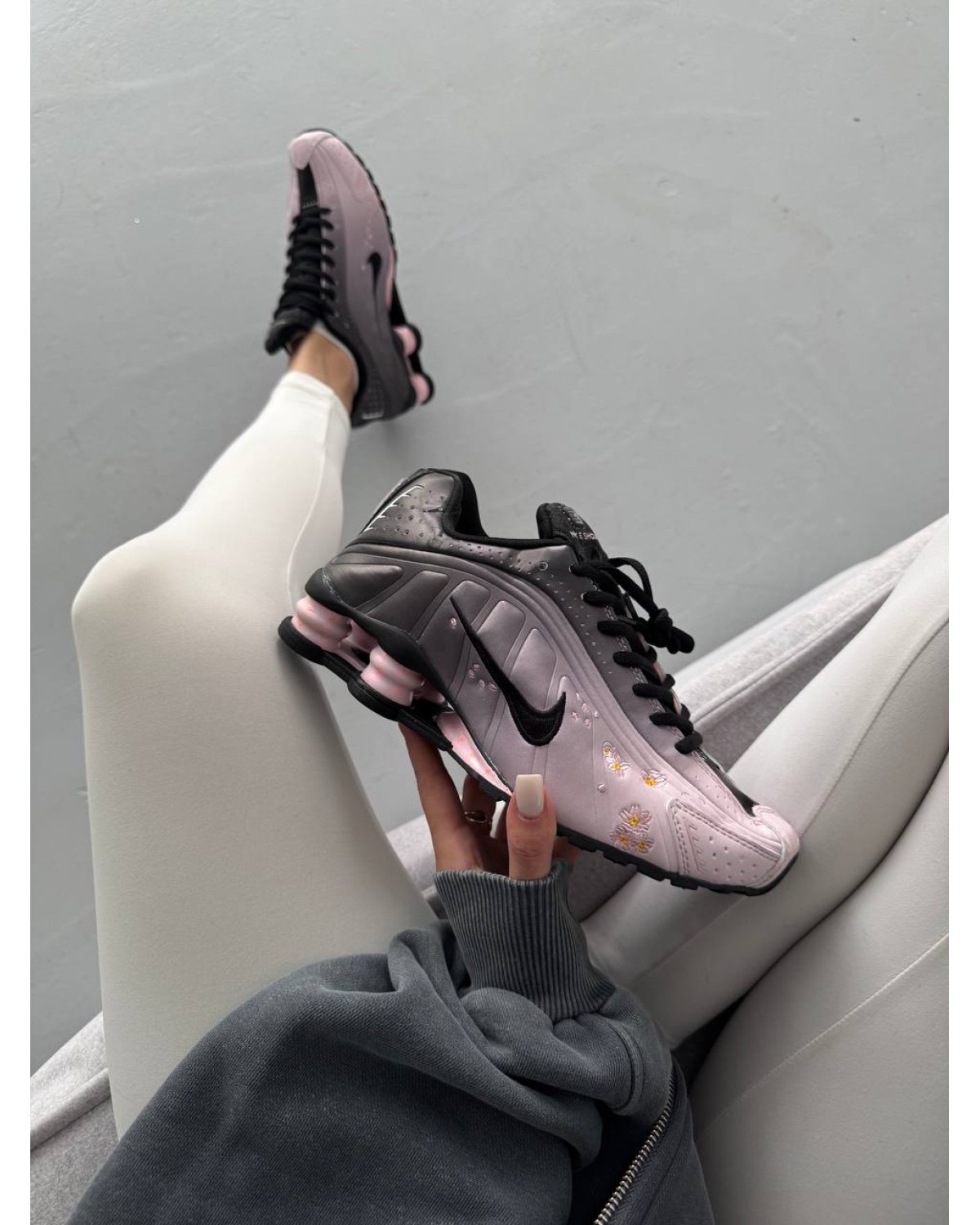 Nike Shox R4 Sakura