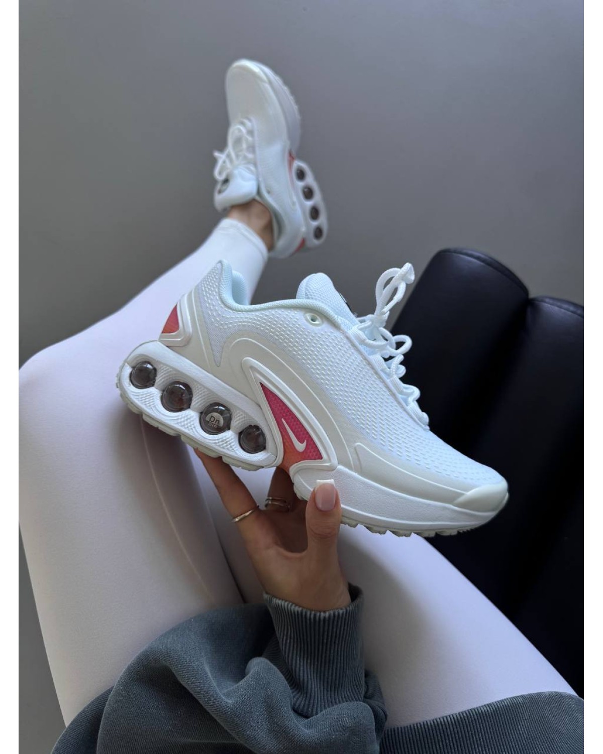 Nike Air Max DN White / Pink