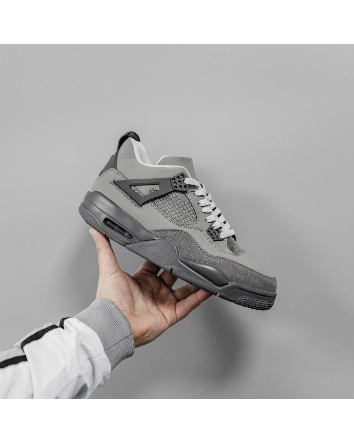 Nike Air Jordan 4 Retro