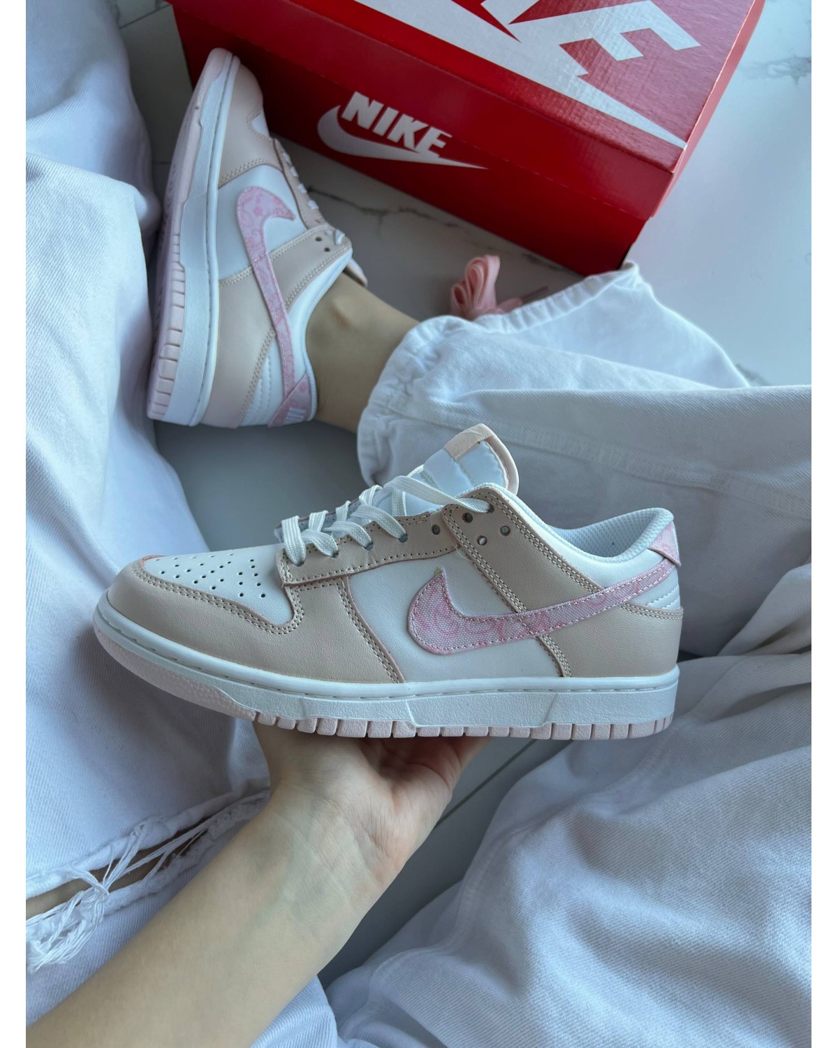 Nike Dunk Pink Paisley