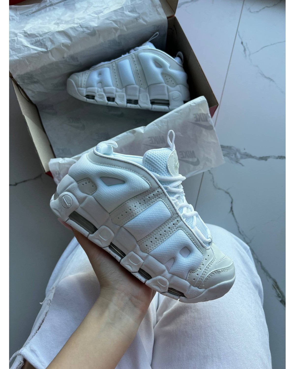 Nike Air More Uptempo Low Triple White
