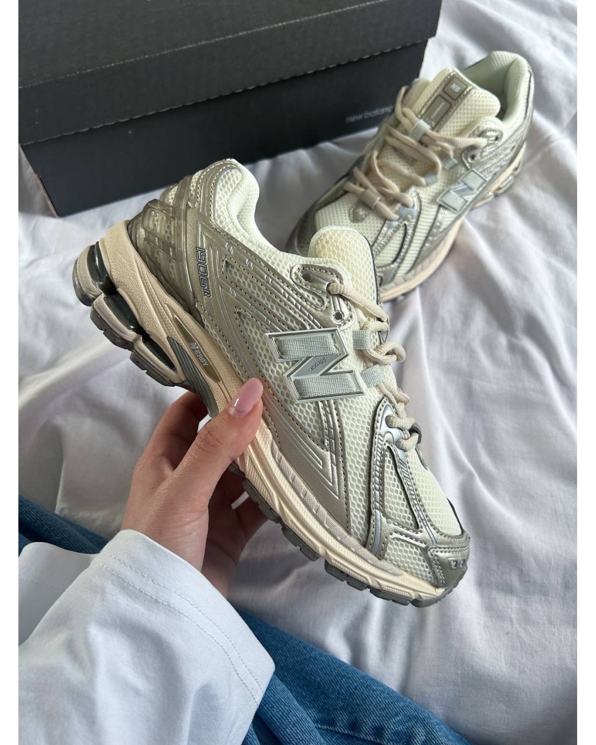 New Balance 1906R