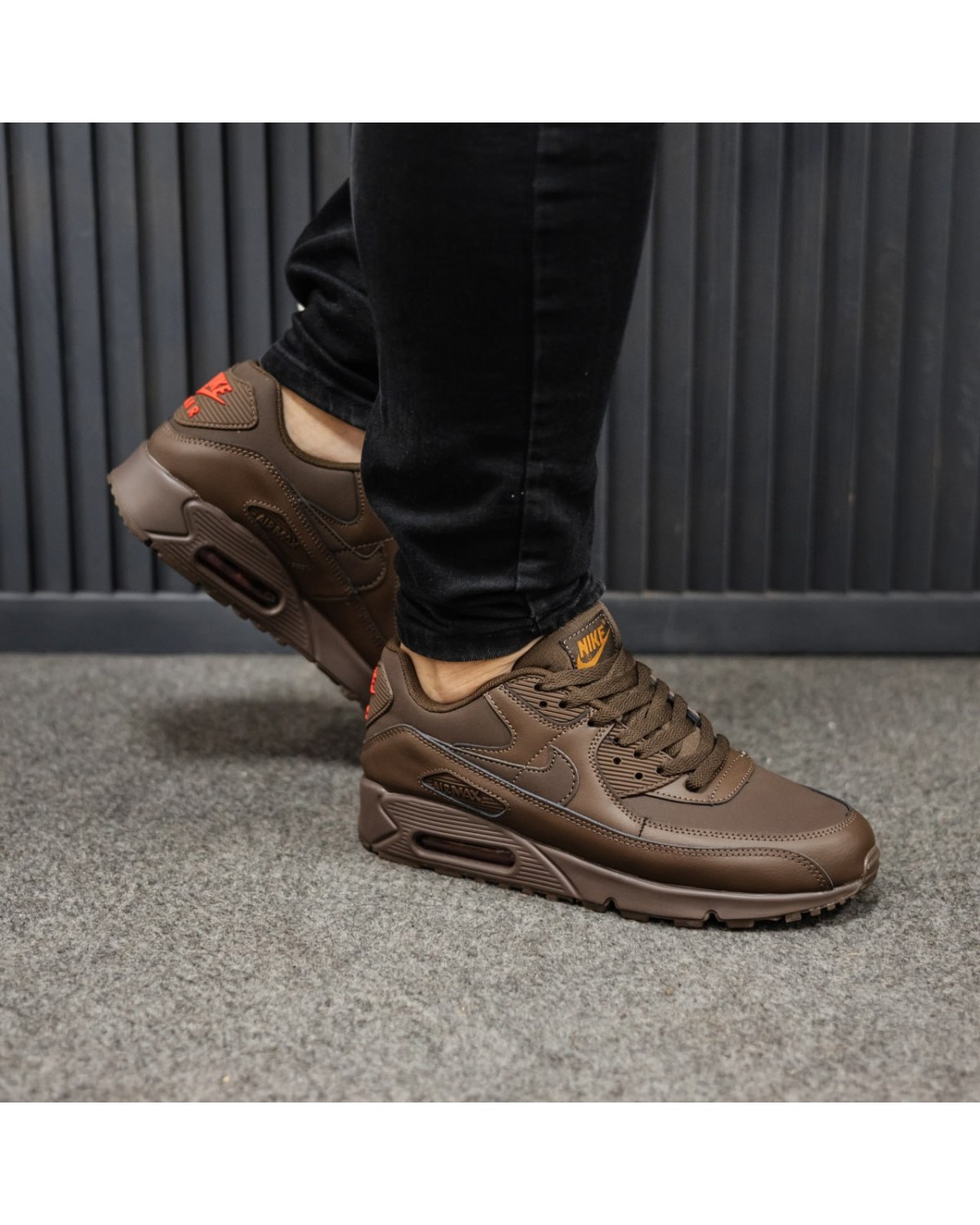 Nike Air Max 90 Brown
