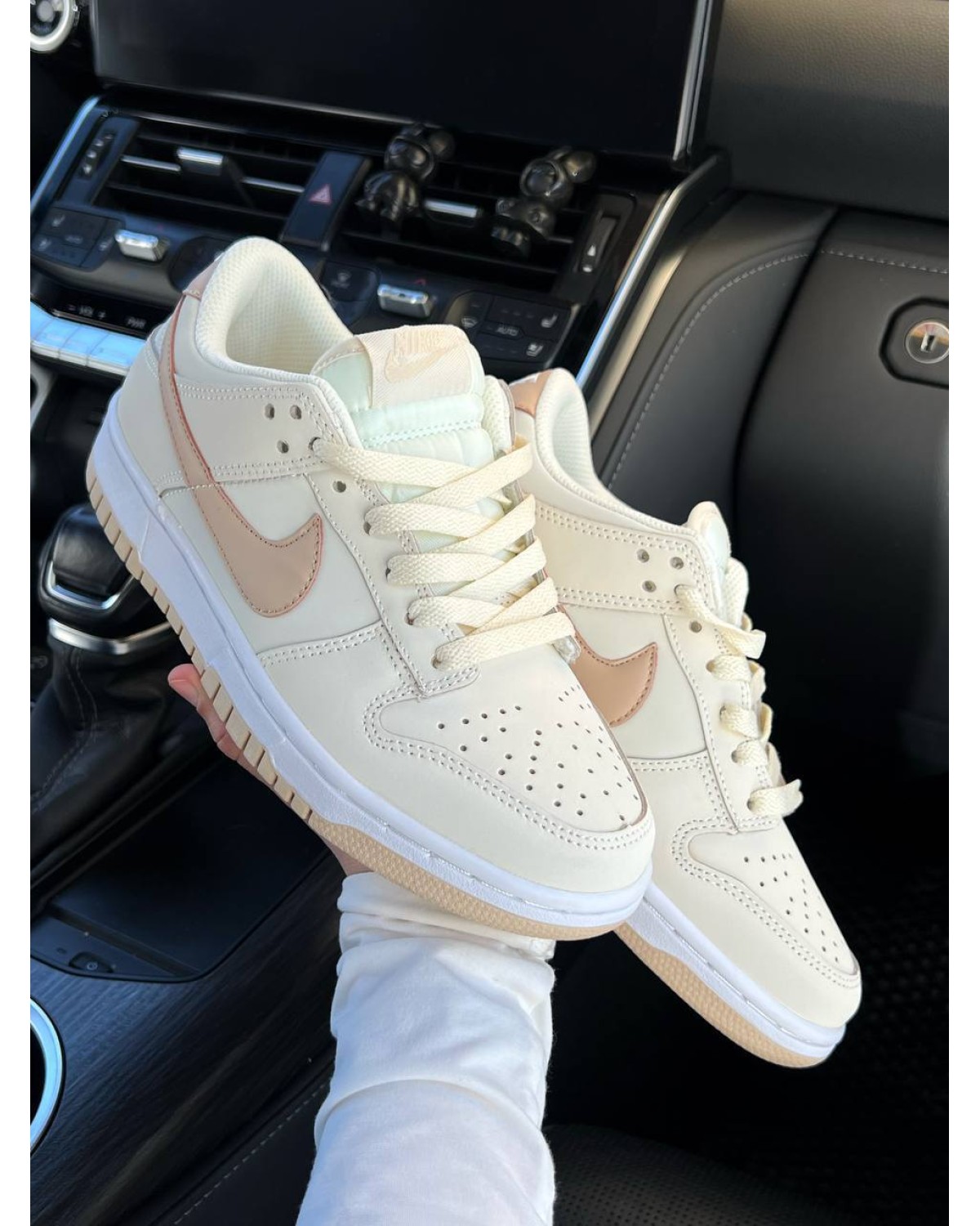 Nike SB Dunk Low Muslin