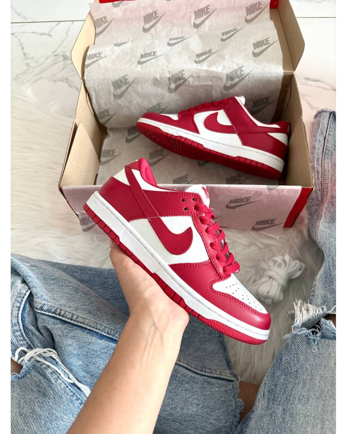 Nike Dunk Low Red White
