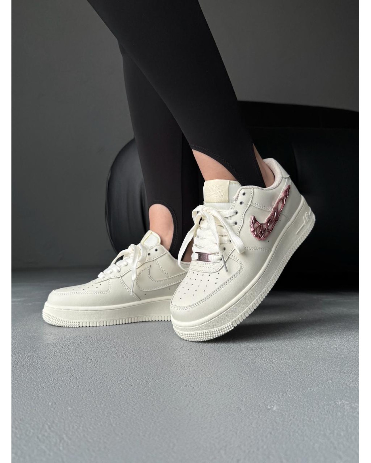 Nike Air Force 1 '07 LX Molten Metal Swoosh Rose Gold Nike Air Force 1 '07 LX Molten Metal Swoosh Rose Gold