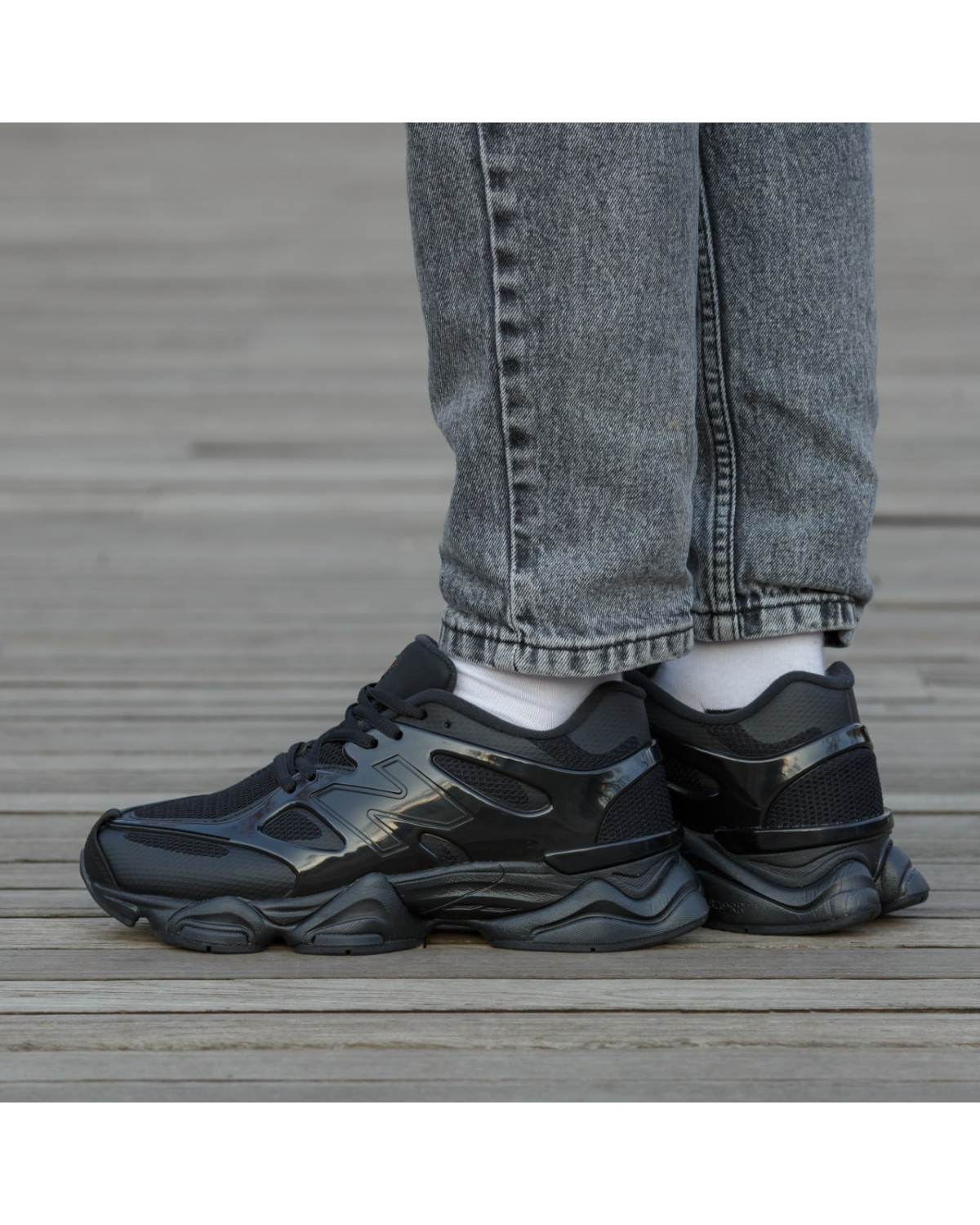 New Balance 9060 Black Cat