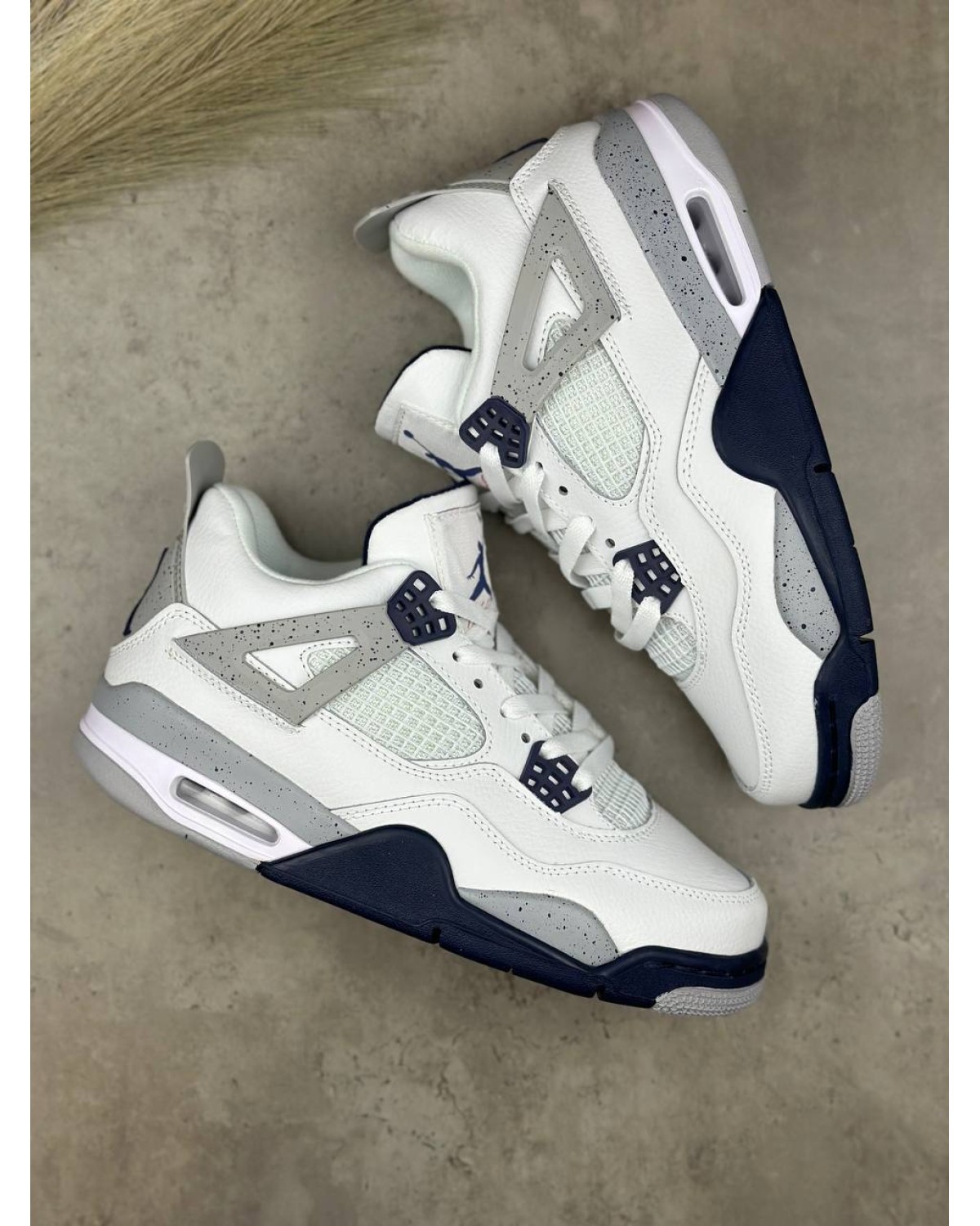 Nike Jordan 4 Retro Midnight Navy Nike Jordan 4 Retro Midnight Navy