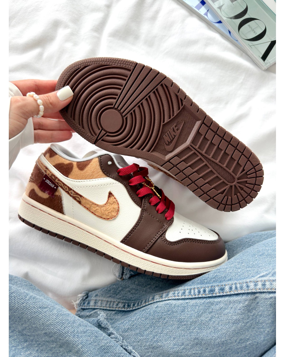 Nike Air Jordan 1 Low SE 'Year of the Horse' Nike Air Jordan 1 Low SE 'Year of the Horse'