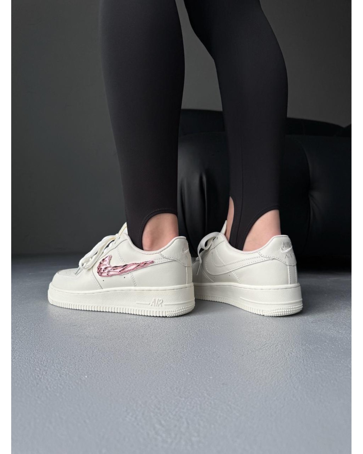 Nike Air Force 1 '07 LX Molten Metal Swoosh Rose Gold Nike Air Force 1 '07 LX Molten Metal Swoosh Rose Gold