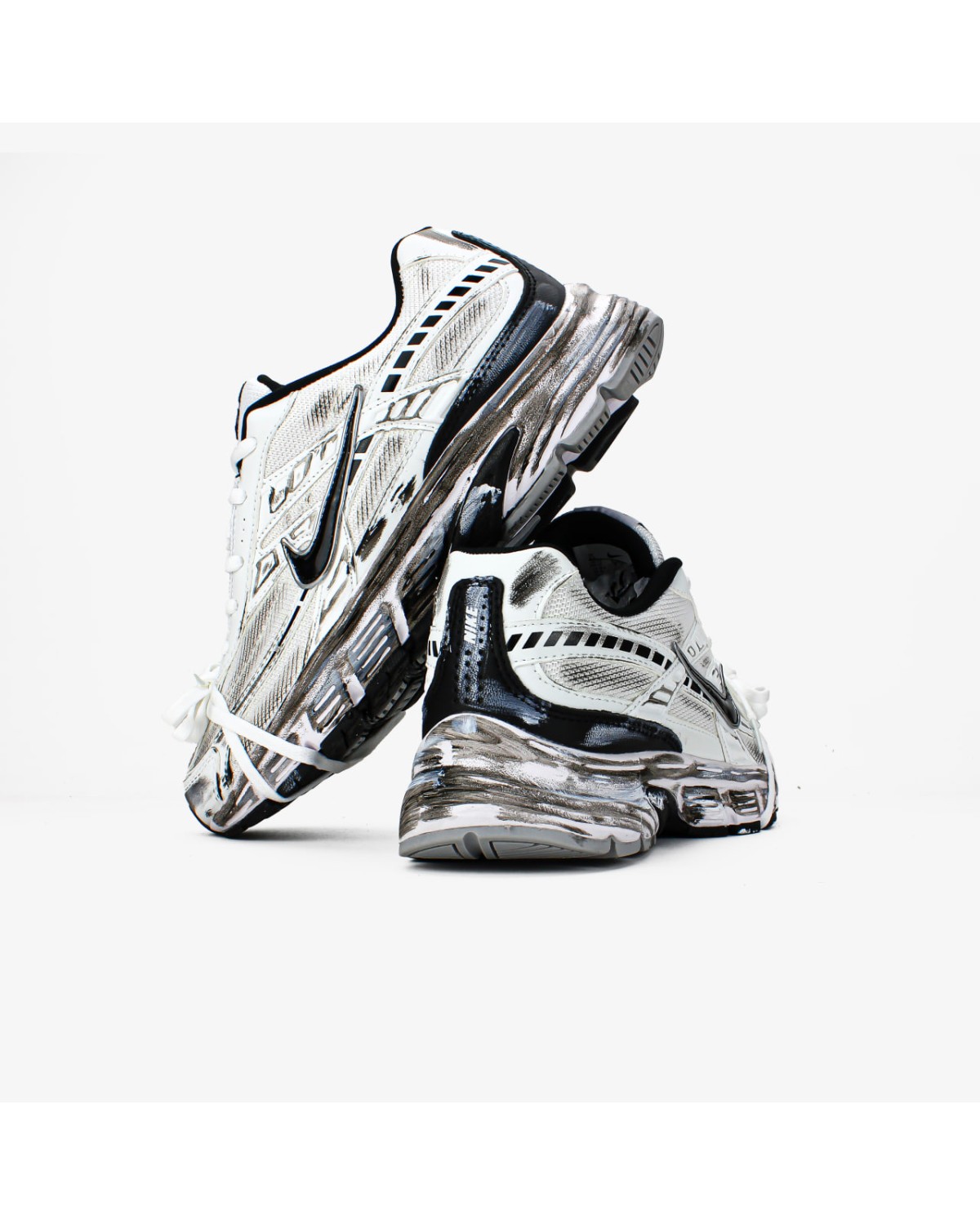 Nike Initiator Custom "White/Black" Nike Initiator Custom "White/Black"