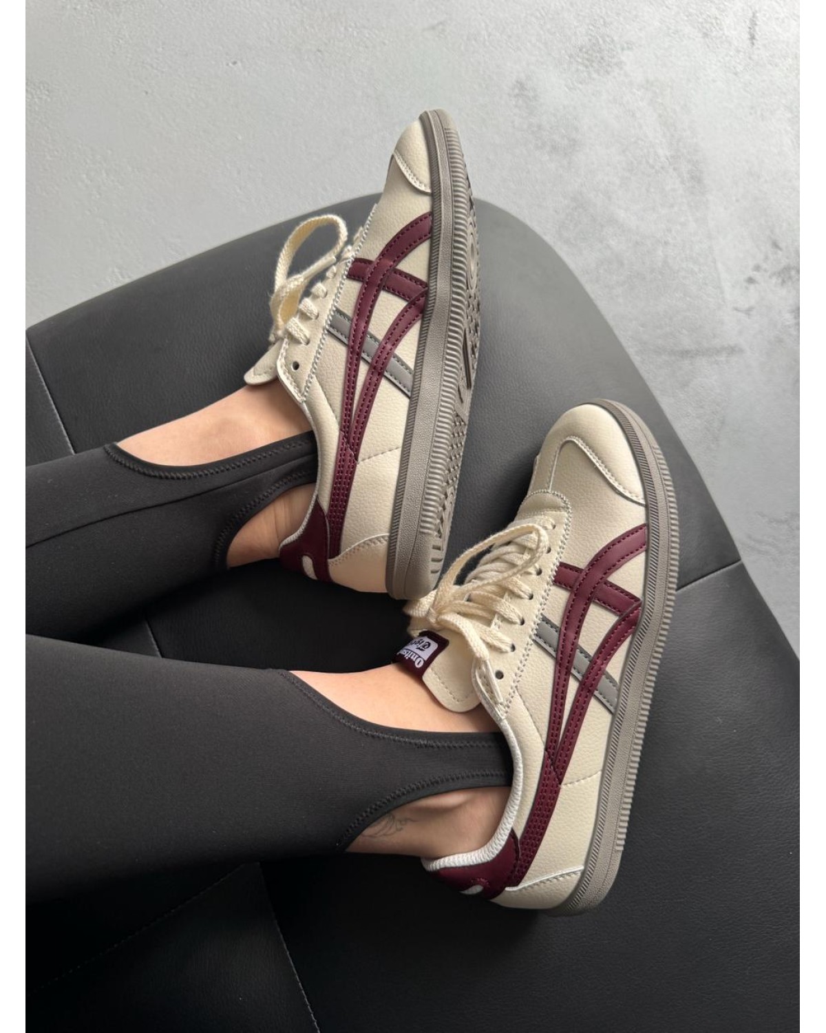 Asics Onitsuka Tiger Tokuten Burgundy/Beige Asics Onitsuka Tiger Tokuten Burgundy/Beige