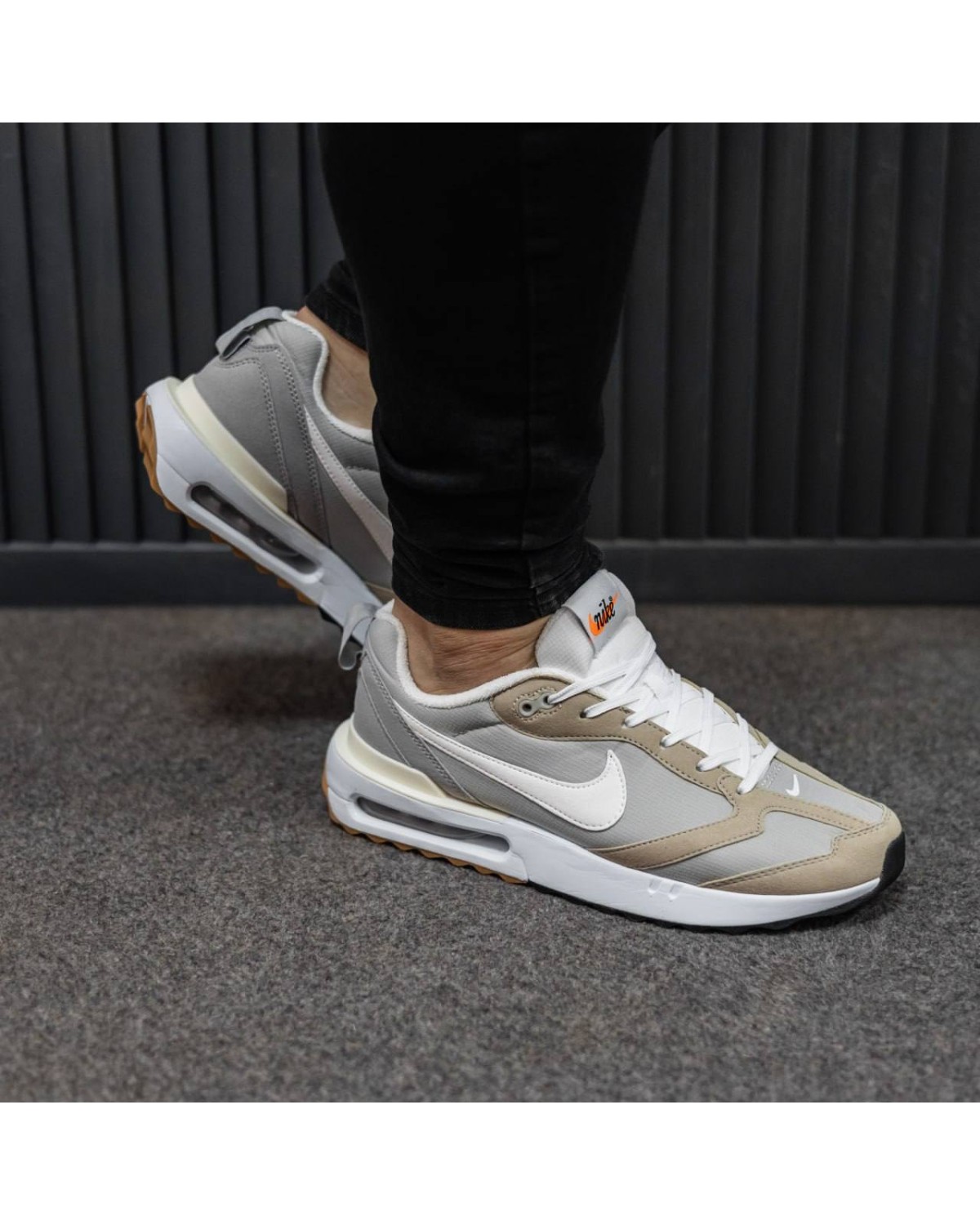 Nike Air Max Dawn