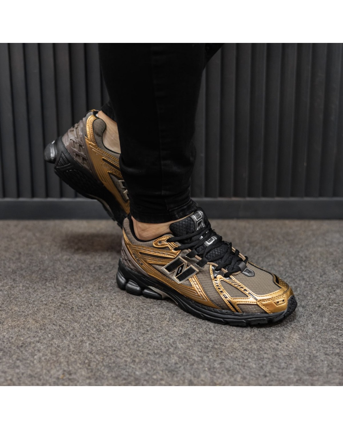 New Balance 1906R