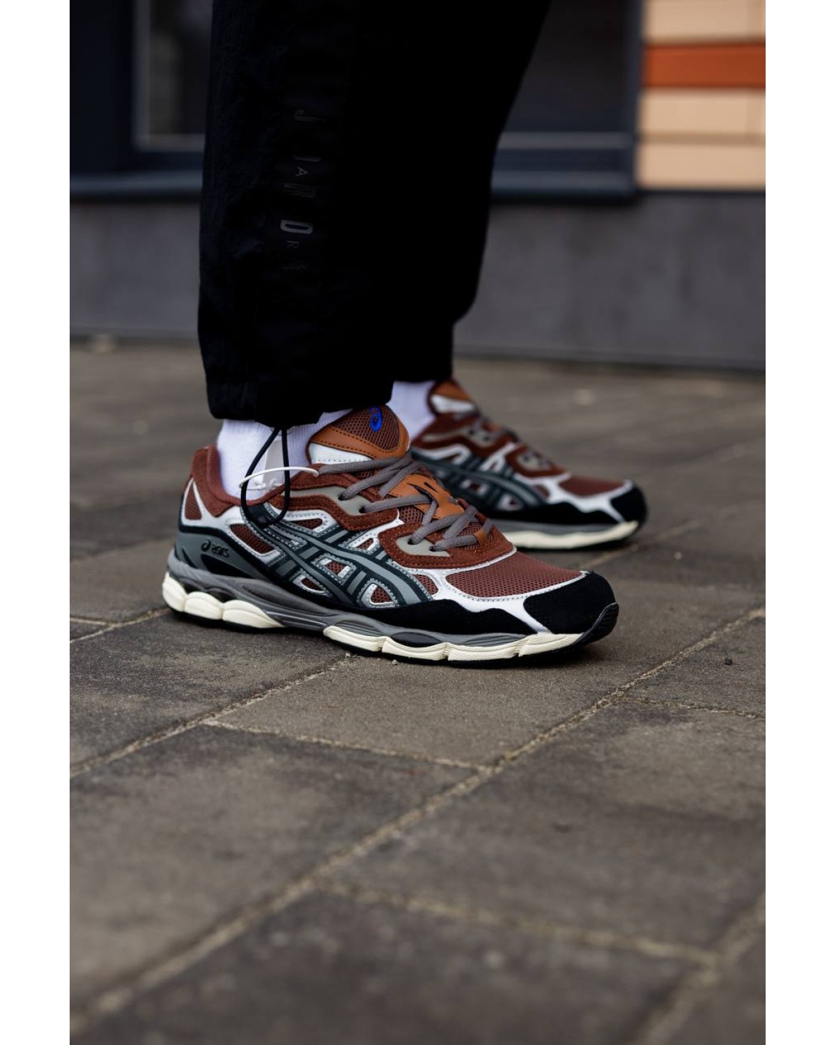Asics Gel-NYC Reddish Brown Black