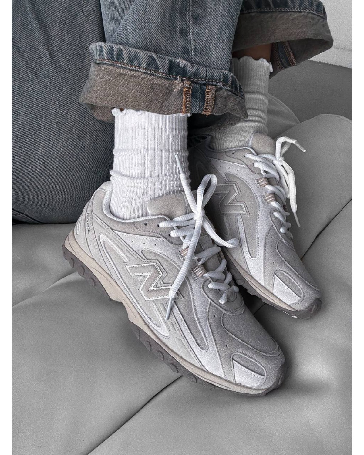 New Balance 204L Beige Grey New Balance 204L Beige Grey