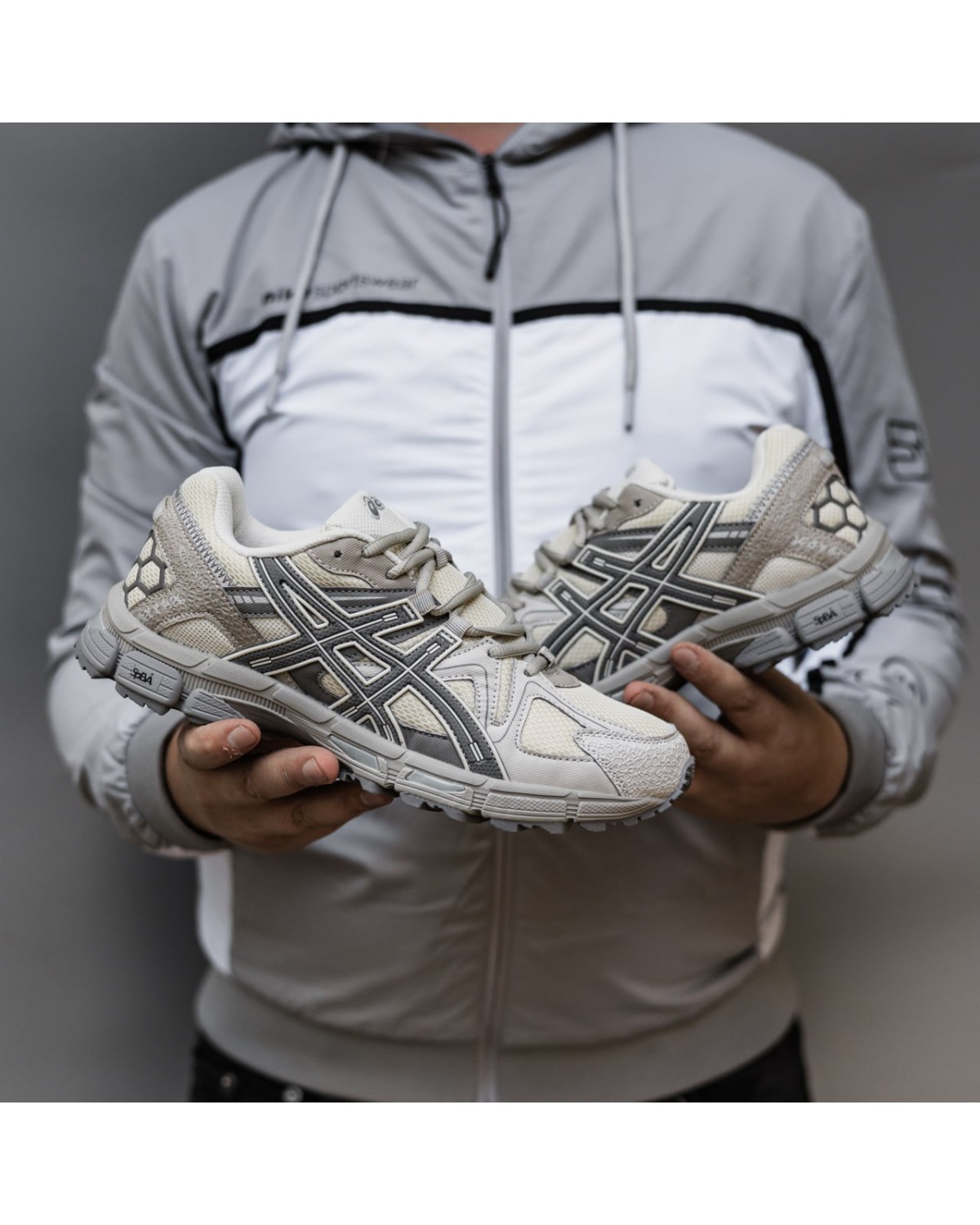 Asics Gel Kahana 8 Beige Grey Asics Gel Kahana 8 Beige Grey