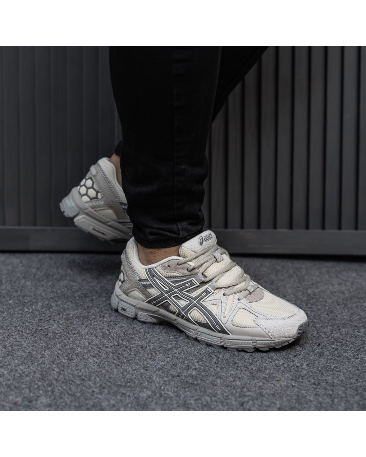 Asics Gel Kahana 8 Beige Grey