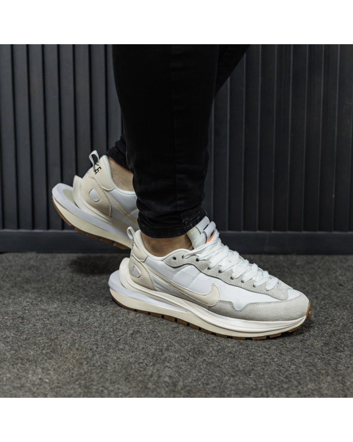 Nike Vaporwaffle Sacai Sail Gum