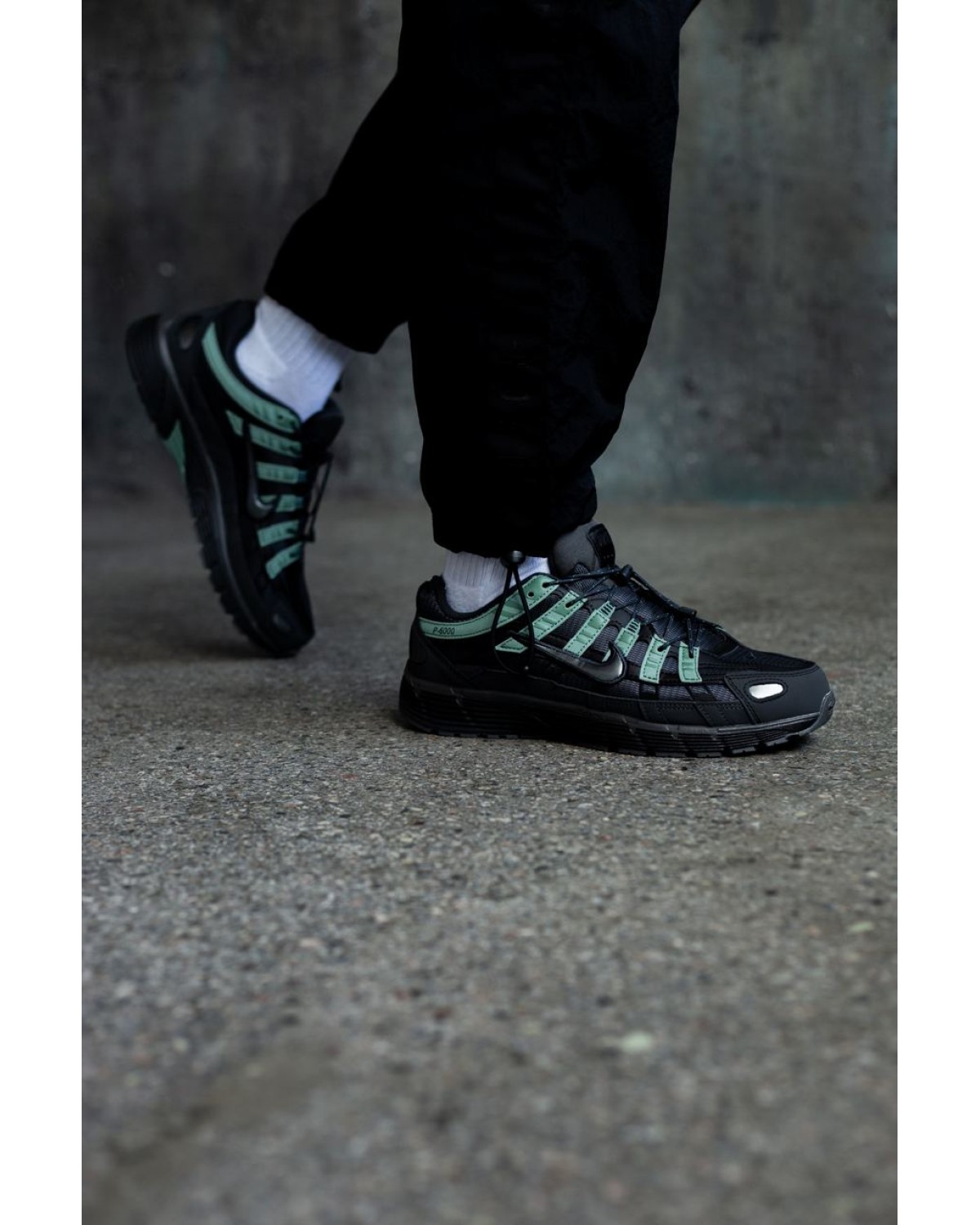 Nike P-6000 Anthracite Clay Green Nike P-6000 Anthracite Clay Green