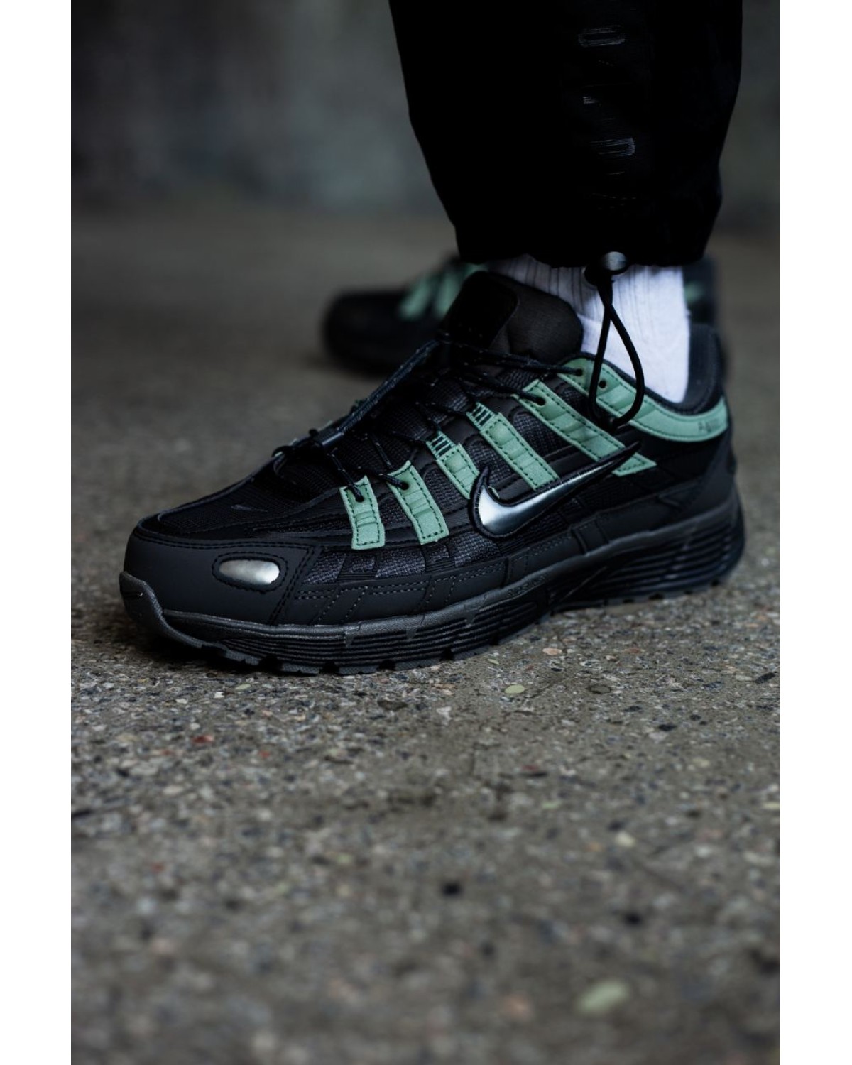 Nike P-6000 Anthracite Clay Green Nike P-6000 Anthracite Clay Green