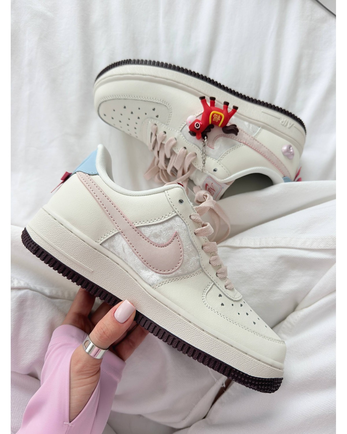 Nike Air Force Valentine’s Day