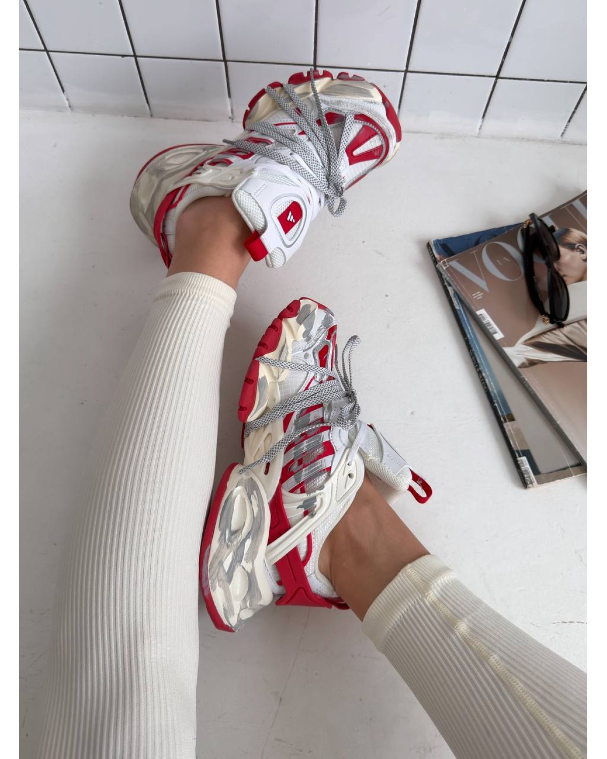 Adidas Vento XLG Deluxe White Red Adidas Vento XLG Deluxe White Red