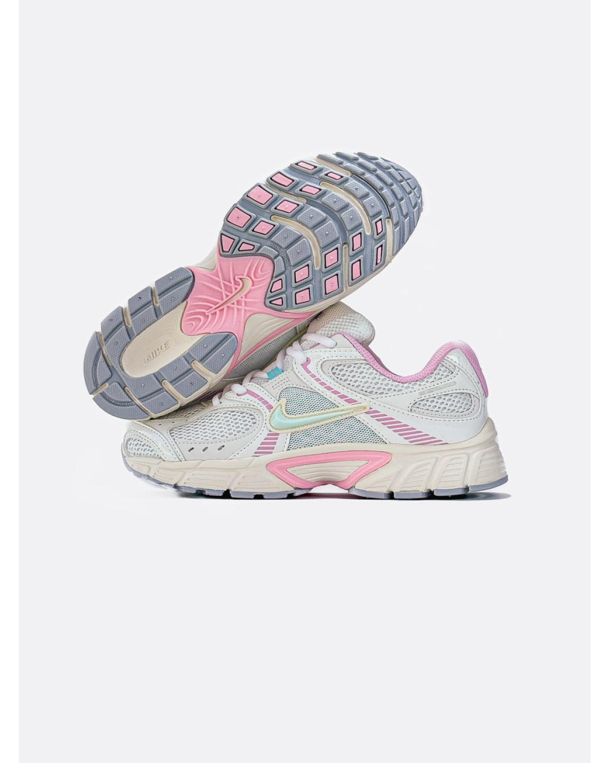 Nike V5 RNR White Pink Blue Nike V5 RNR White Pink Blue
