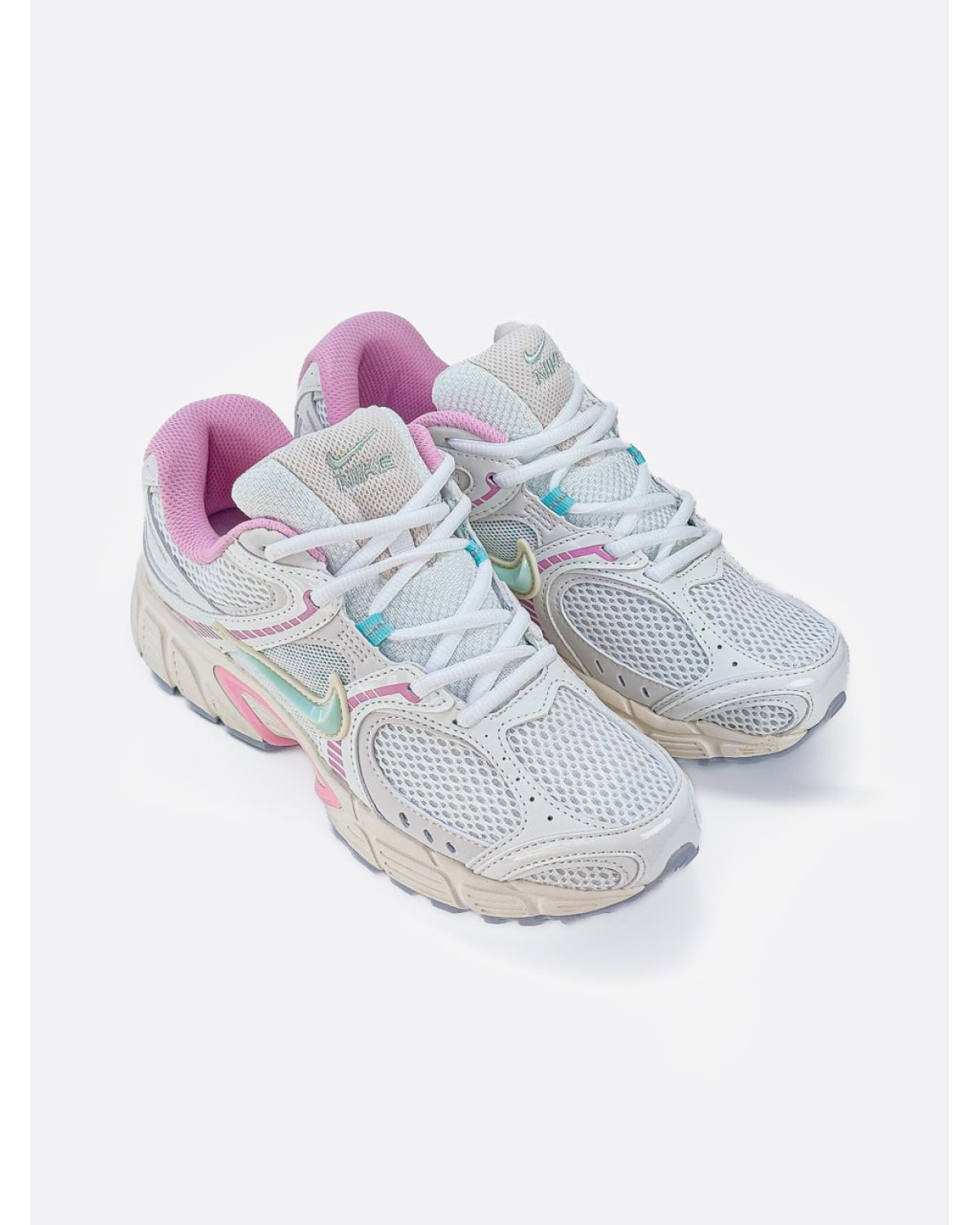 Nike V5 RNR White Pink Blue Nike V5 RNR White Pink Blue