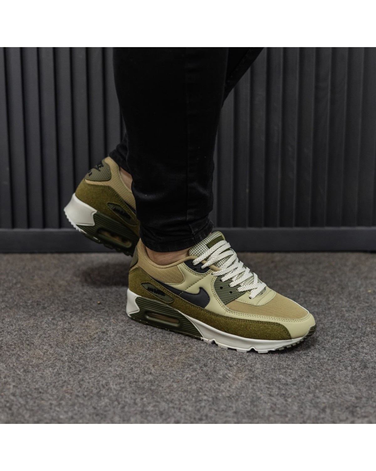 Nike Air Max 90
