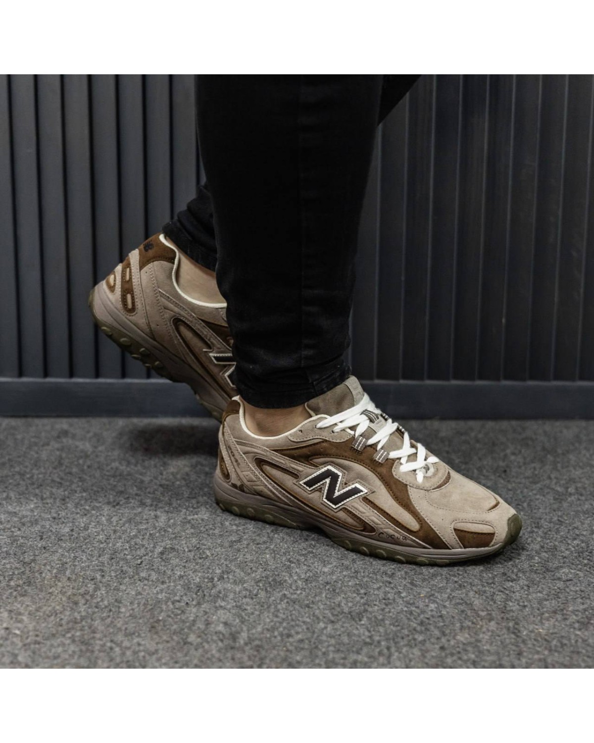 New Balance 204L