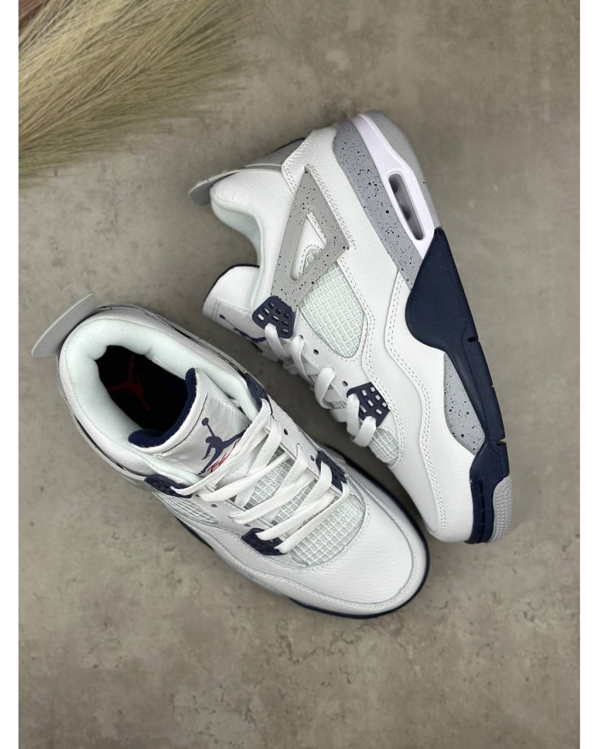 Nike Jordan 4 Retro Midnight Navy Nike Jordan 4 Retro Midnight Navy