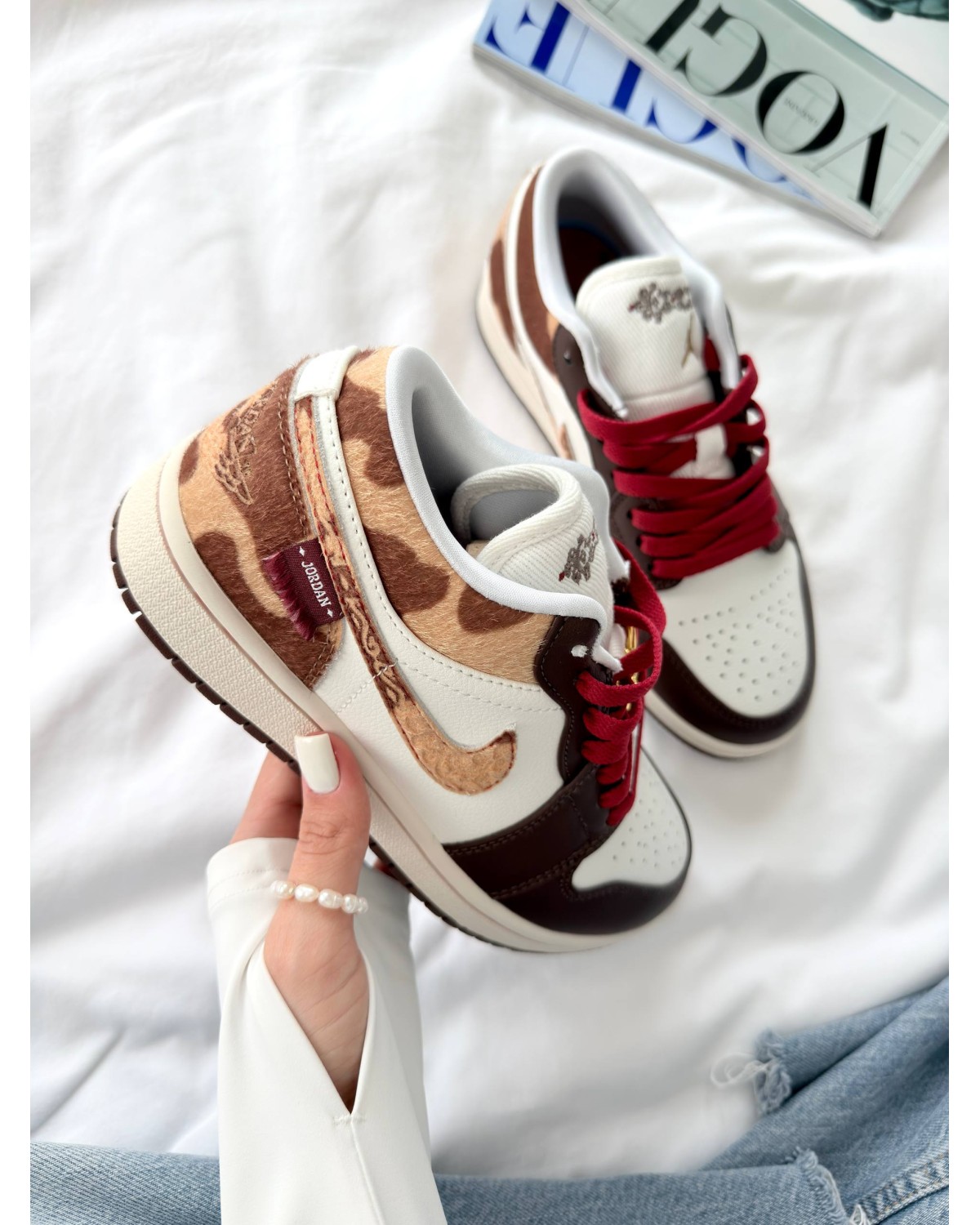 Nike Air Jordan 1 Low SE 'Year of the Horse' Nike Air Jordan 1 Low SE 'Year of the Horse'