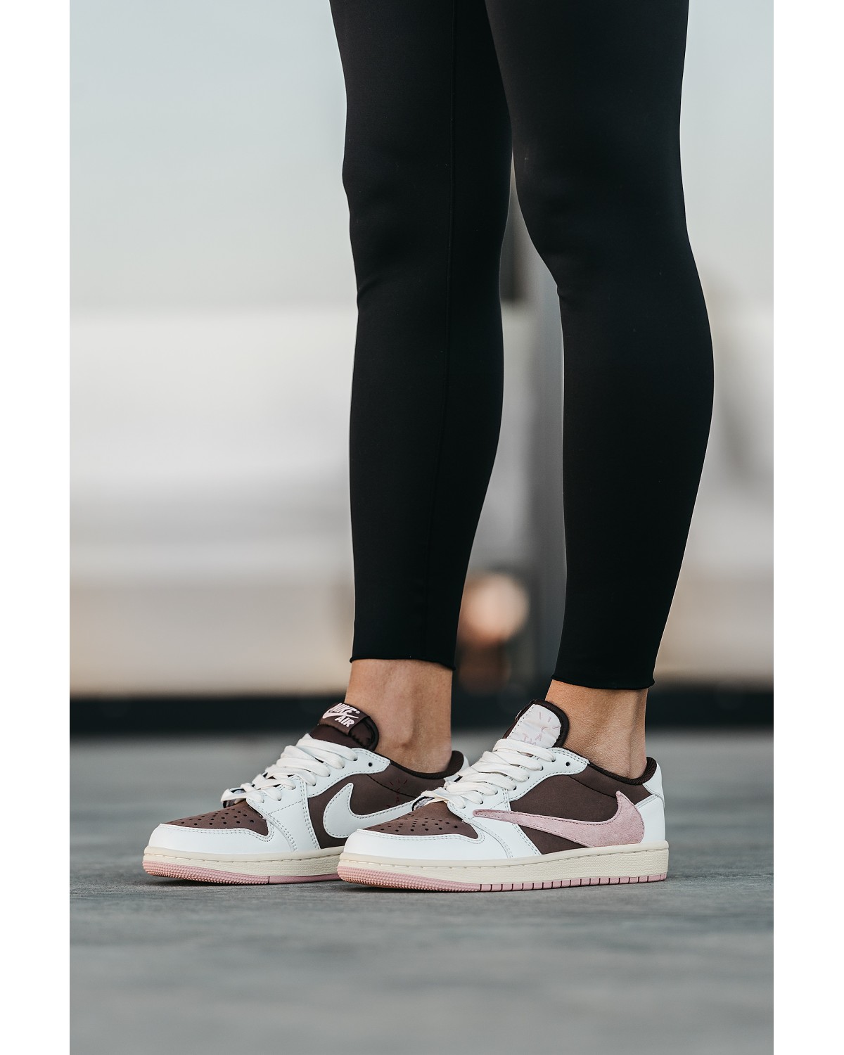 Nike Air Jordan 1 Low x Travis Scott Pink Nike Air Jordan 1 Low x Travis Scott Pink