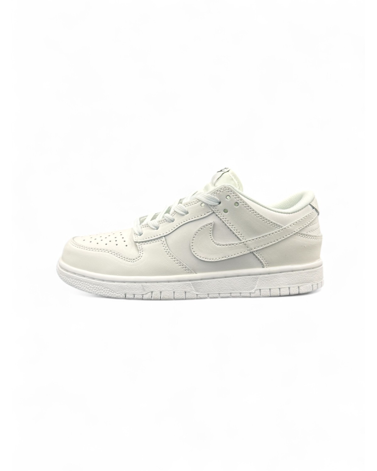 Nike SB Dunk White